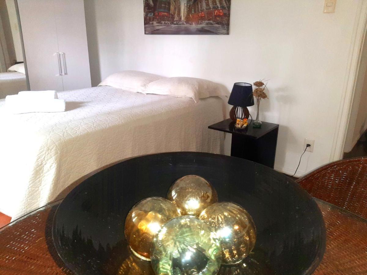 Linda Leblon Homestay - 3 Min To The Beach Рио-де-Жанейро Экстерьер фото