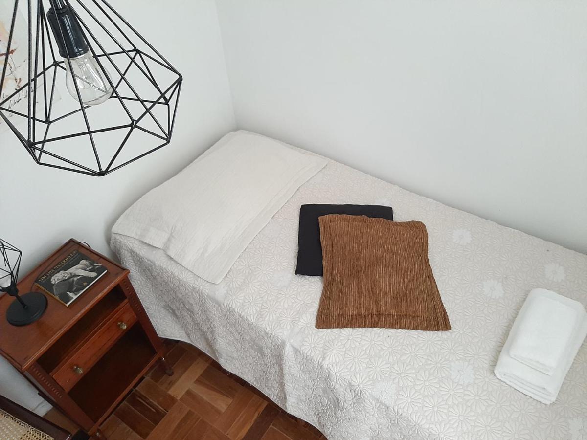 Linda Leblon Homestay - 3 Min To The Beach Рио-де-Жанейро Экстерьер фото